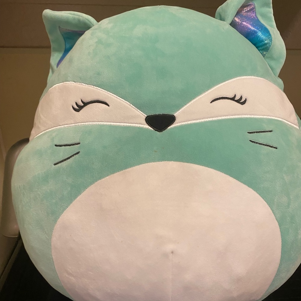 Pania the Fox 16” Squishmallow, JUMBO Blue & White Fox, 16"